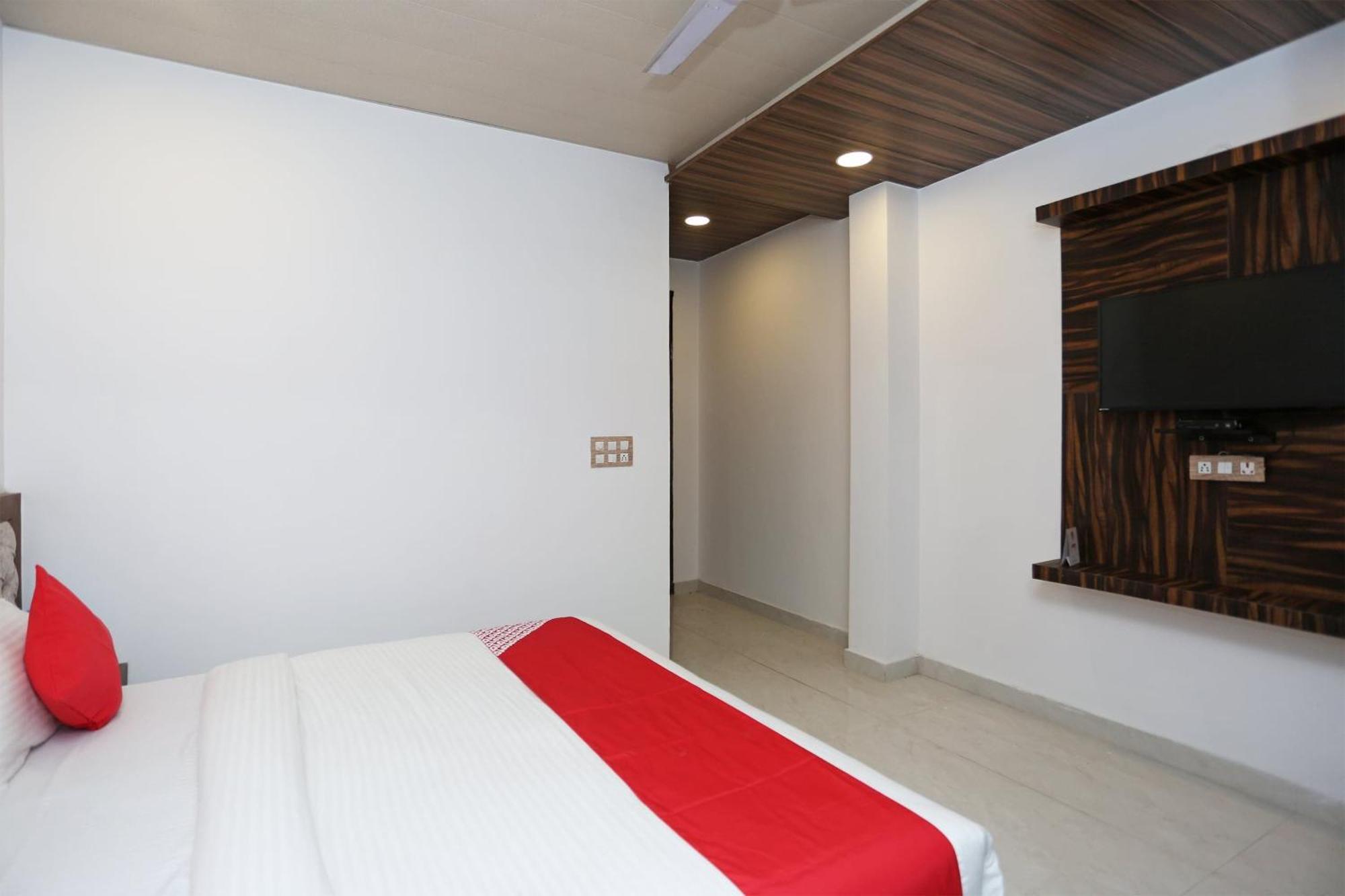 Hotel Rosewood Inn Rajpur Экстерьер фото